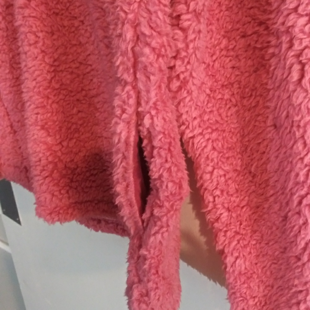 Southern Shirt/ super soft/ plush/ never worn - Picture 2 of 6